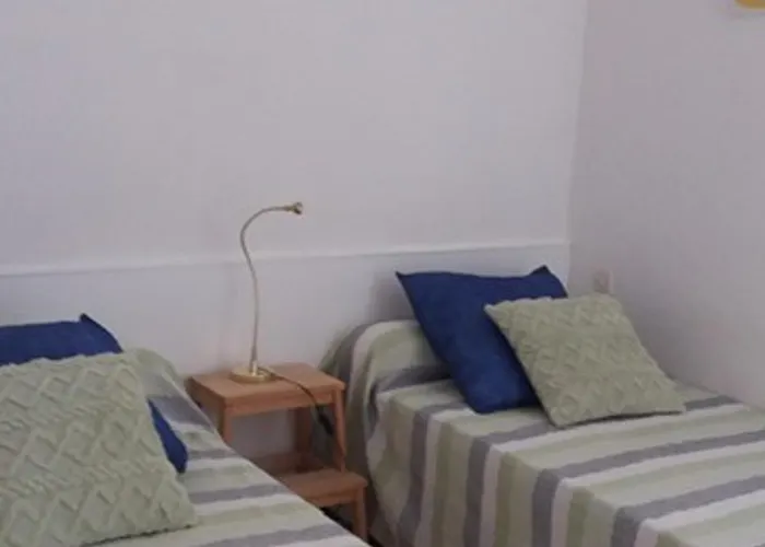 Appartement Avec Balcon A 5 Min Des Thermes, Animaux Admis - Fr-1-503-8